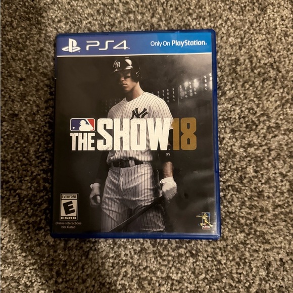 MLB The Show 18 PS4 Game - Picture 1 of 3